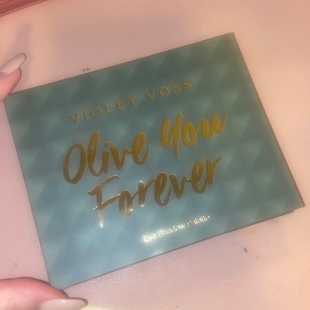 Violet Voss “Olive You Forever” Eye Shadow Palette
